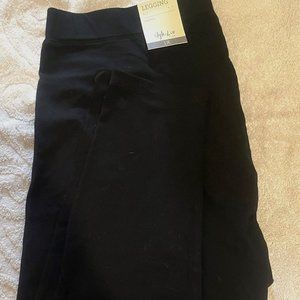 Plus size leggings